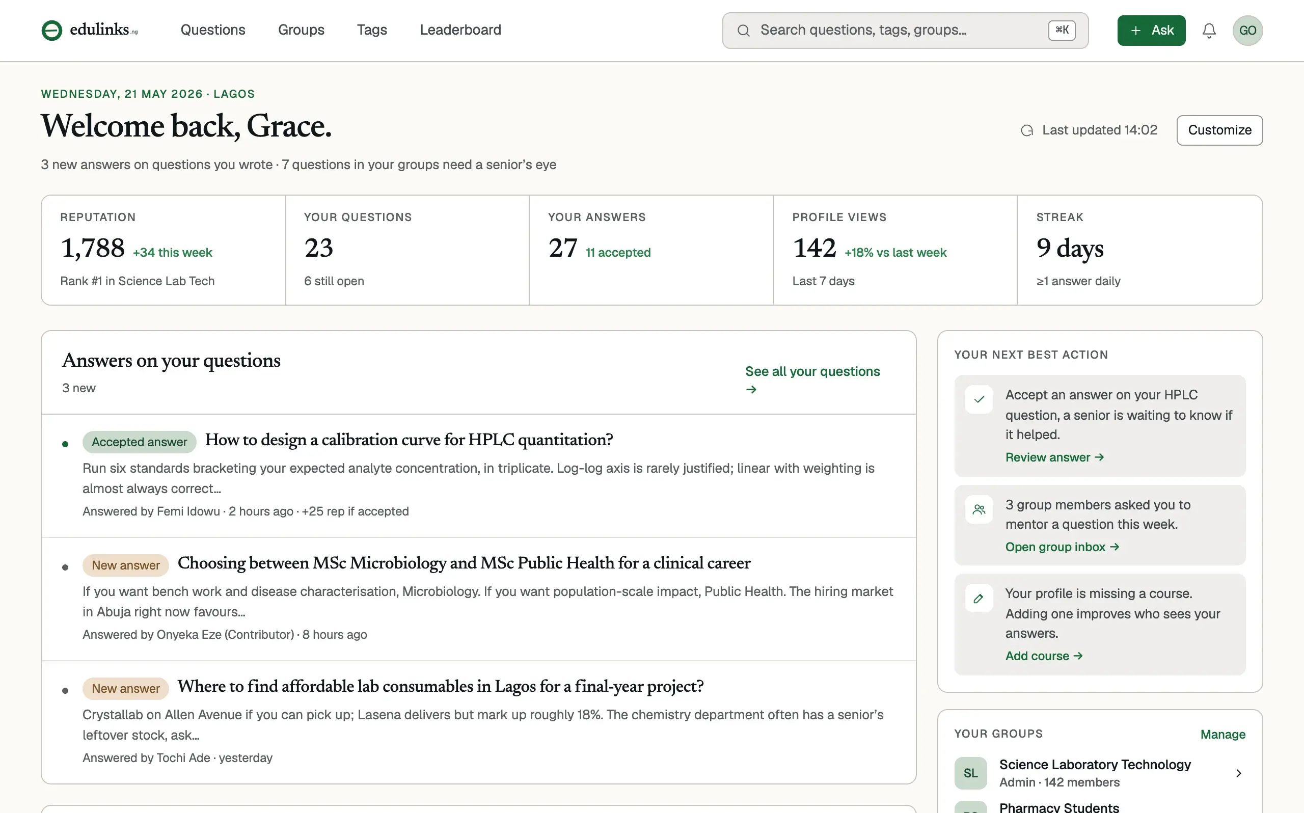 Example Edulinks.ng screen: questions, answers and study groups for a student